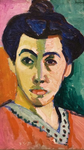🐏 Em 1905, um crítico de artes viu obras tão coloridas e lúdicas que as descreveu como ‘fauves’ [feras]. Confira para saber mais sobre o pioneiro do fauvismo, Henri Matisse! 📸 © Henri Matisse; Foto: Lydia Delectorskaya. © 2014 Succession H. Matisse #bienalsp #henrimatisse #paratodosverem: O vídeo reúne imagens de pinturas de Henri Matisse e uma fotografia do pintor sentado em uma cadeira de rodas, rodeado por pedaços de papel colorido recortado. Confira o texto que o acompanha: Em 31 de dezemb