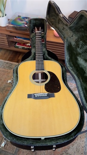New Martin D-28 Billy Strings Natural!