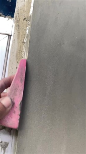 How to Finish Plaster Corners with a Sponge