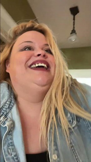 Alien loves play doh #short