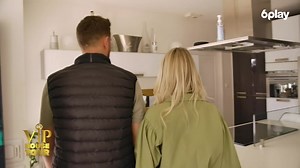 En couple depuis 1 an, Nacca et Eloïse ont emménagé dans une belle demeure à Marseille. ☀️ Entre la cuisine où se nouent des moments de complicité et leur "mur des souvenirs", l'amour est partout dans leur maison ! 😍 VIP House Tour disponible en exclusivité sur 6play ▶️ http://bit.ly/VIPHouseTour1 | M6