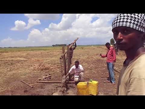 Drilling a well in the Ethiopian Fogera Floodplain