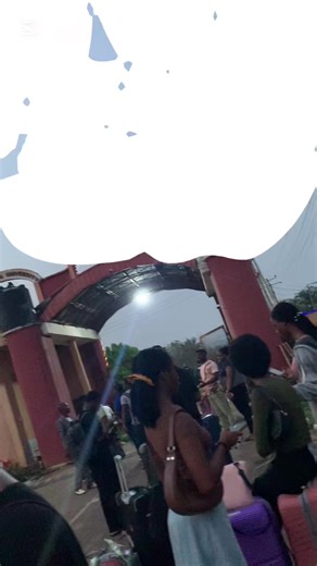 First Semester Vlog: A Day at Home