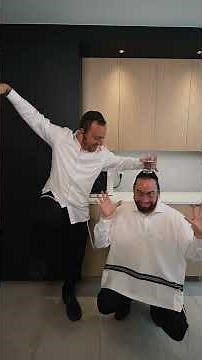 Why is Ari Samet laughing at Sruly Green