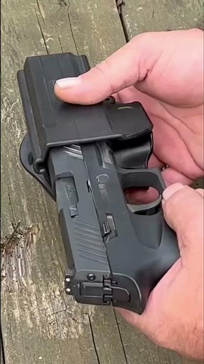 Holstering a SIG P320: How much is user error?