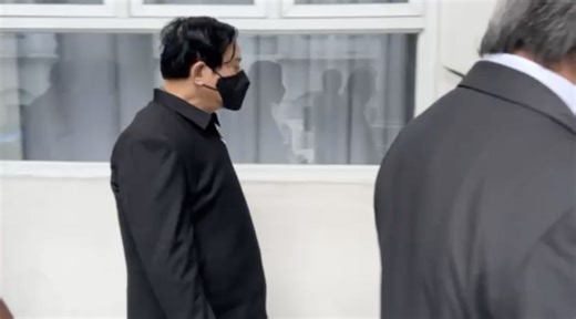 Former DPWH Usec. Roberto Bernardo arrives at the DOJ. | via Joseph Morong/GMA Integrated News Bernardo, a key figure in the flood control controversy, is now a state witness and admitted into the Witness Protection Program. RELATED ARTICLE: https://www.gmanetwork.com/news/topstories/nation/973008/flood-control-projects-what-henry-alcantara-roberto-bernardo-revealed/story/ | GMA News