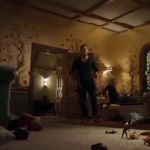 Indoraptor vs Blue: Epic Showdown in Jurassic Park