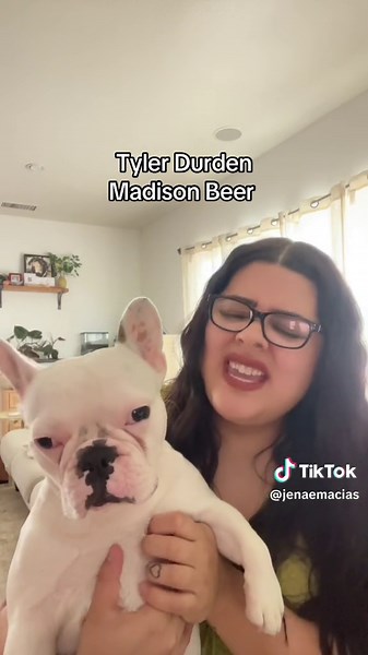 Love this somh sm 💚 #madisonbeer #tylerdurden #singing @madison