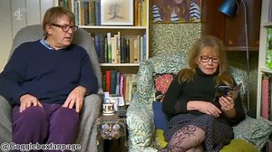 Giles and mary using Siri is the best thing ever 😂😂 #Gogglebox | GoggleboxFanpage