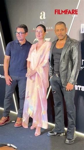Salman Khan, Kareena Kapoor Khan and Aamir Khan pose together at celebration of 25 years of Lagaan