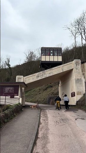 Babacombe cliff lift bottom station