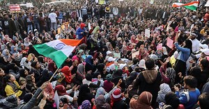 Death toll climbs in India protests