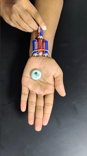 Battery made electric field 😱 #fypシ #diy #lifehacks #experiment