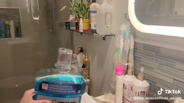 Listerine Ultraclean Mouthwash: Ingredients & Benefits