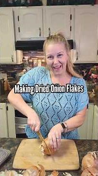How to Make Dried Onion Flakes in a Dehydrator
