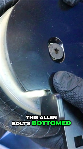 Truck Air Spring: Tightening the Allen Bolt Properly