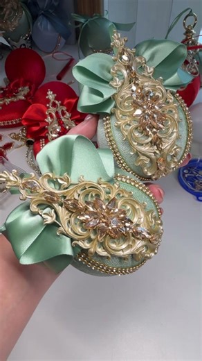 Detailed and free tutorials on the #diy channel