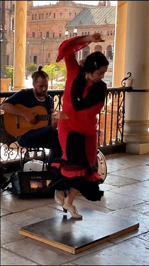 Real Flamenco Street Dance in Seville 💃🔥