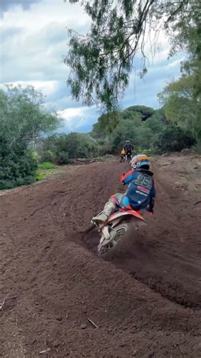 Der eine aus der Gruppe der immer voll rein hält 🫨