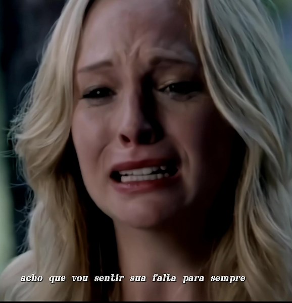 edit fanfic.:: Os papais da Clarisse… 💔😭 #fanfiction #klaroline #socialspirit #tvd #wattpad #carolineforbes #klausmikaelson #thevampirediaries #theoriginals #divulgação