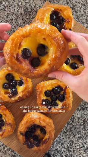 Alice Kelly on Instagram: "they may not be the most beautiful but you can’t beat custard, blueberry and pastry"