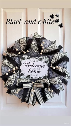 🖤Black and white wreath for front door. A beautiful everyday wreath for those who love gothic coquette decor, French country, farmhouse, even vintage inspired. #springwreaths#blackwndehitewreathfordoor#floralspringwreath#handmadewreath