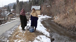 3K views · 13 reactions | Sonabanjar village in Pulwama grappling with water shortage Report: Arjumand Wani #greaterkashmir #gktv #Pulwama #watershortage #LatestNews | Greater Kashmir | Facebook