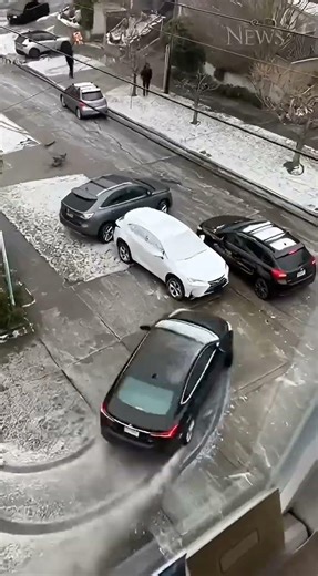 🍿🍿🎥- Fast & Furius 8 #blackice #automobile #winterdriving #snow #icyroads #crash #fastandfurious