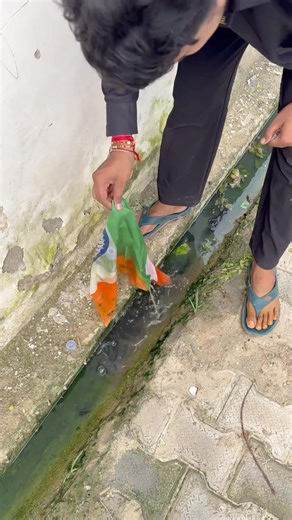 🇮🇳 Respect Indian Flag !! #shorts #ytshorts #youtubeshorts #shortsfeed #flag #respect #india #fyp