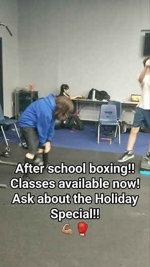 Vuk, Lucca, Hasan, Costa, and Keira gettin' that conditioning work in!! #boxing #coaching #fighter #boxinglife #training #coachlife #boxeo #gymlife #workout | Luis Monda | Facebook