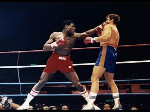 4 marzo 1986 – Frank Bruno manda un messaggio forte e chiaro... travolge l’ex campione WBA Gerrie Coetzee con un KO devastante già al primo round. Una vittoria esplosiva che lo porta dritto alla tanto attesa sfida contro Tim Witherspoon per il titolo mondiale WBA. #FrankBruno | Team Iacono