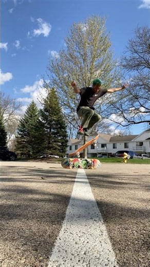 Shuv it got me like woa #skateboarding #skate