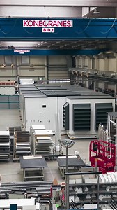 Manche Technik sieht man nicht. Diese hier kann man nicht übersehen. 👀 Mit einer Bodenfläche von rund 250 m² gehört dieser X-CUBE zu den wirklich großen Anlagen, entwickelt für Anwendungen, bei denen Standardlösungen nicht ausreichen. 🏗️ Hinter der beeindruckenden Größe steckt hochspezialisierte Technologie: RLT-Lösungen wie diese sind das Rückgrat komplexer industrieller Prozesse. Sie sichern Qualität, Stabilität und Effizienz und damit Produkte, die wir im Alltag ganz selbstverständlich nutz