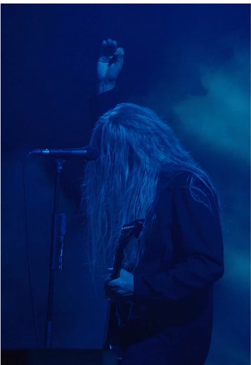 The only way to start the week.. the Hypocrisy way 🤘