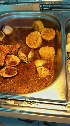 🔥 Unlimited Seafood Buffet + Hotpot in Dubai for just AED 45?! 🤯🍤🍲