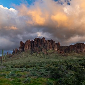 1.3K reactions · 146 shares | Go off the beaten path and uncover some of Arizona's most fascinating state parks with this road trip itinerary! From towering rock formations to serene lakeside retreats, immerse yourself in the desert's history and scenic wonders.✨ | Visit USA Parks | Facebook