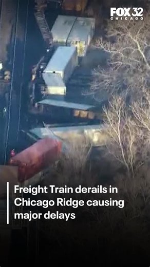 “This is going to take some cleanup.” Train derails near Oak Lawn and Chicago Ridge, causing major delays for Metra riders. | READ: bit.ly/4tBaDvo | Fox 32 Chicago