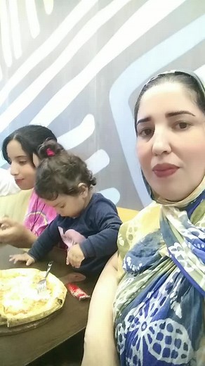 الله يفرح كل واحده هازه وليداتها وضاربه عليهم تماره