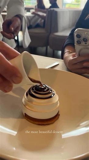 Xxl.Foodie | Food Blogger on Instagram: "Dessert can be this beautiful ??? Really ??? . Credit - @darlinh.dines and @lucia.melbourne . . [xxl foodie, dessert, foodie, food blogger, best dessert, most recommend, review]"