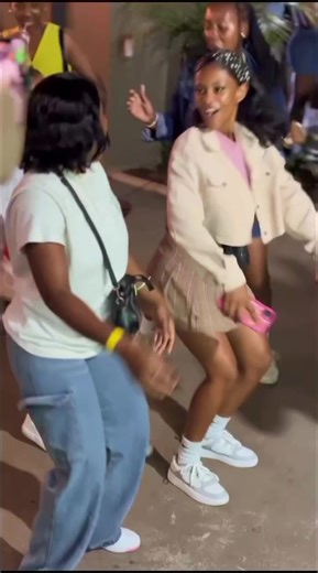 📍💃-Track ID: Ogqom Zonke - Sogziin & SubsOul🔥🔥@sogziin & subsoul @Langa Res Lifestyle @GQOM XPress | 031 @Gqom Galora G.I.E💀 🇪🇬 @Gqom To The World 🌎 @gqomvibes #tik_tok #gqom #newrelease #newmusic #🔥🔒