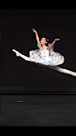 Coppélia – Swanilda Variation | Ballet Competition 💐 #ballet