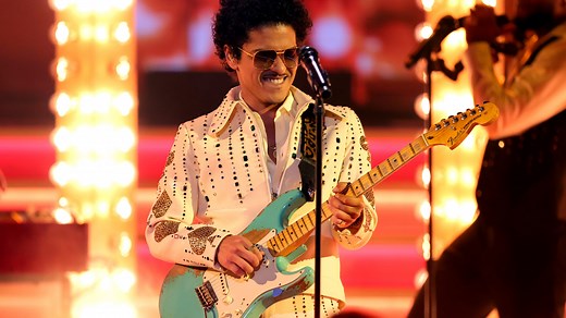 Bruno Mars coming to Philly; what's on 'The Romantic Tour' setlist?