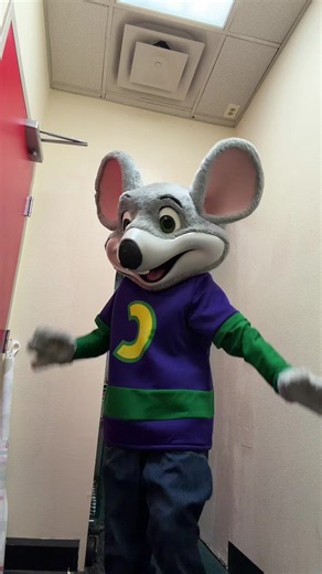 Chuck E. Cheese