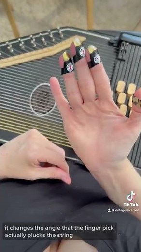 Quick Fingerpicking Tip for Autoharp