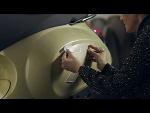 The Making of Vespa 75th | Colour