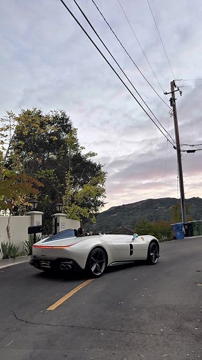 Ferrari Monza SP1: A Supercar Experience