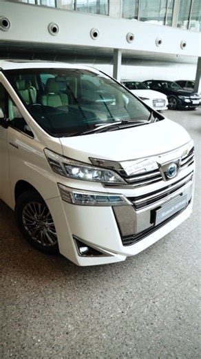 Why settle for ordinary when you can have exceptional? The Toyota Vellfire redefines travel with luxurious design, generous space, and unmatched class, turning every trip into a moment of elegance. Details: Single owner Driven: 34,000 km Model: 2022 Fuel: P/H #HarmanMotors #ToyotaVellfire #Toyota | Harman Motors