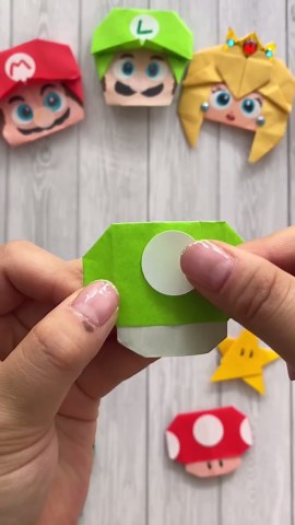 マリオキノコの折り紙 - 簡単な手順で作ろう！