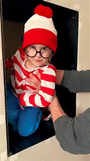 The child surprised her mother