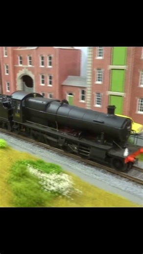 Dad's Model Railway Trains UK. London Transport GWR. Toy trains,train videos, model layout.